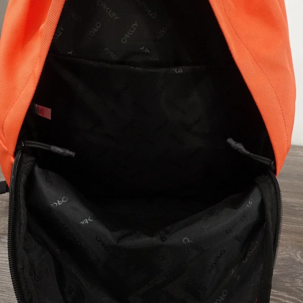 Oakley laptop backpack